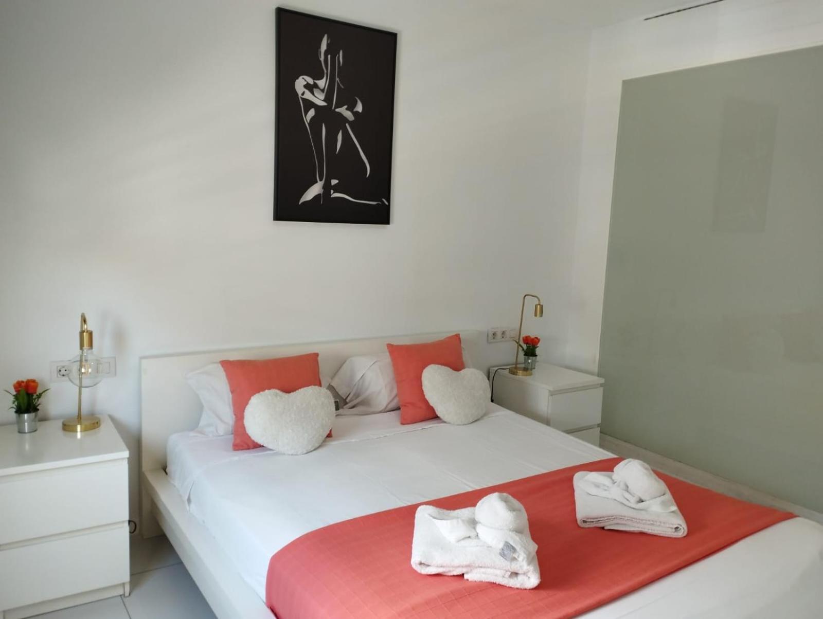The Loft Ibiza Hotel Exterior photo