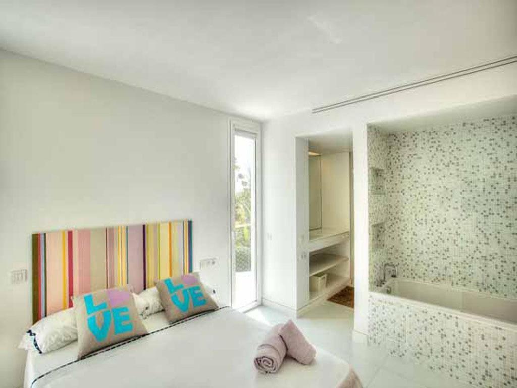 The Loft Ibiza Hotel Exterior photo
